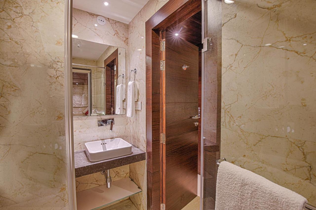 קוטה Hotel Lilac מראה חיצוני תמונה