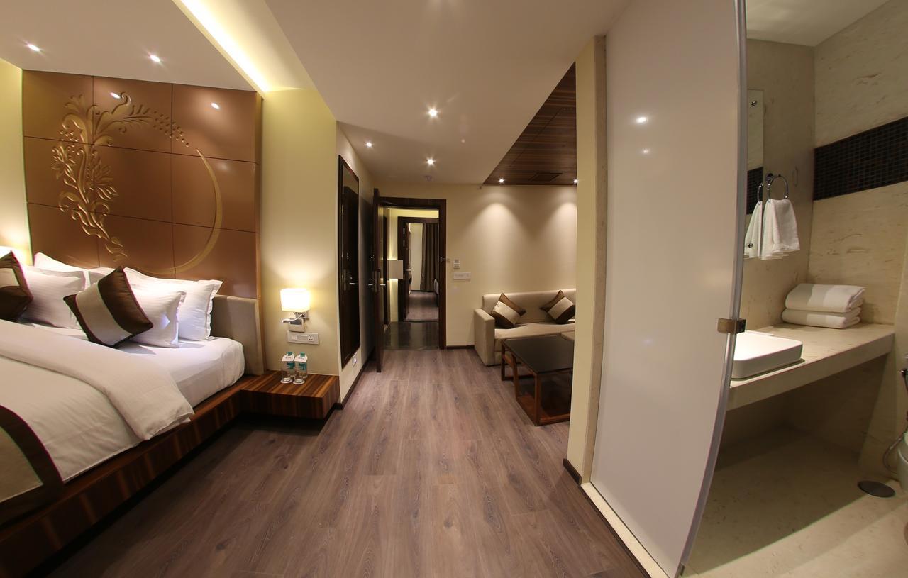 קוטה Hotel Lilac מראה חיצוני תמונה
