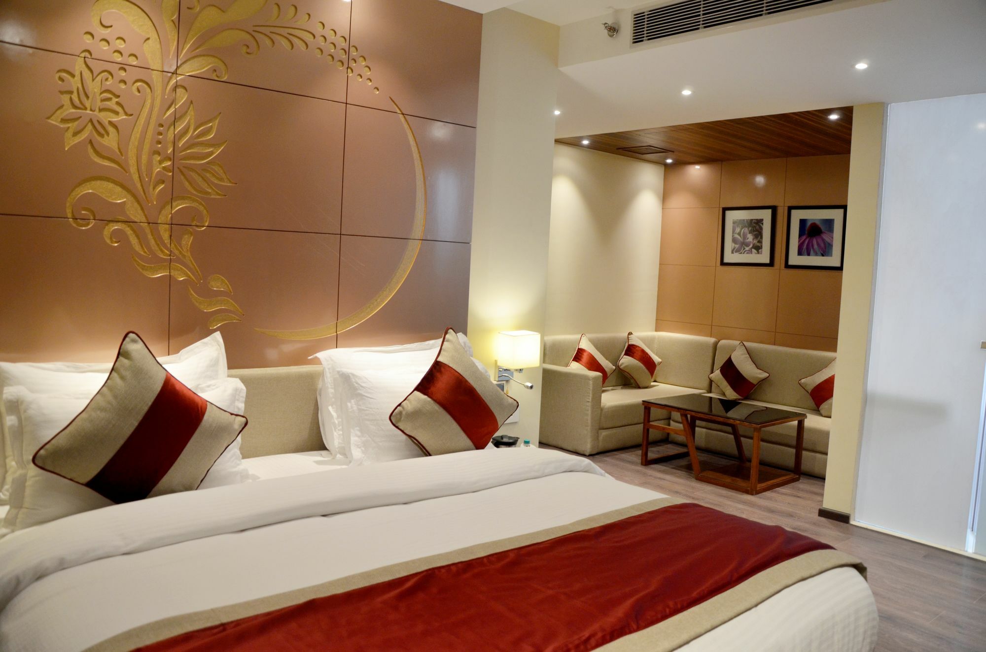 קוטה Hotel Lilac מראה חיצוני תמונה